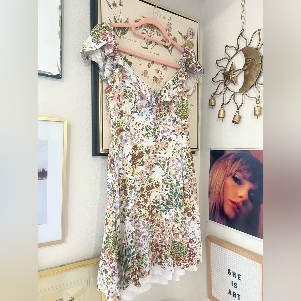 NWOT FLORAL SUNDRESS
